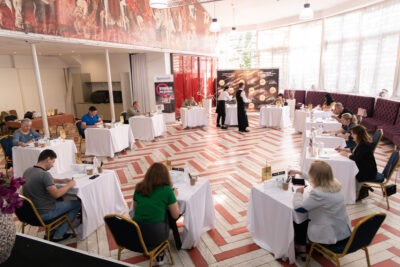 imgonline-com-ua-Resize-hMSLHLfJA9k